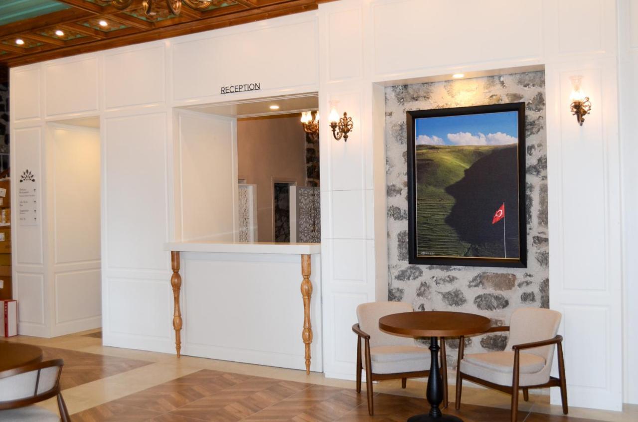 Qrista Managed By Dedeman Hotell Kars Exteriör bild