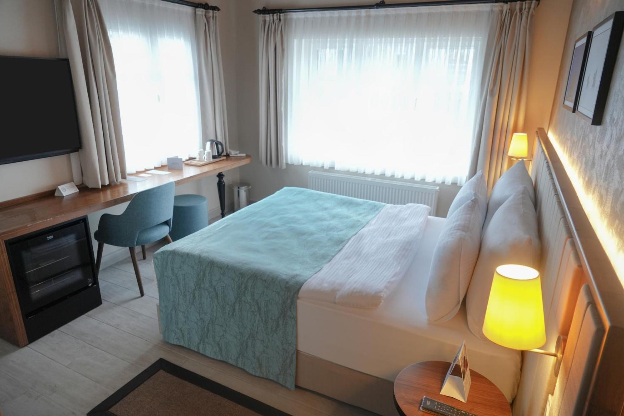 Qrista Managed By Dedeman Hotell Kars Exteriör bild
